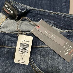 Torrid jeans 26 distressed new slim boot